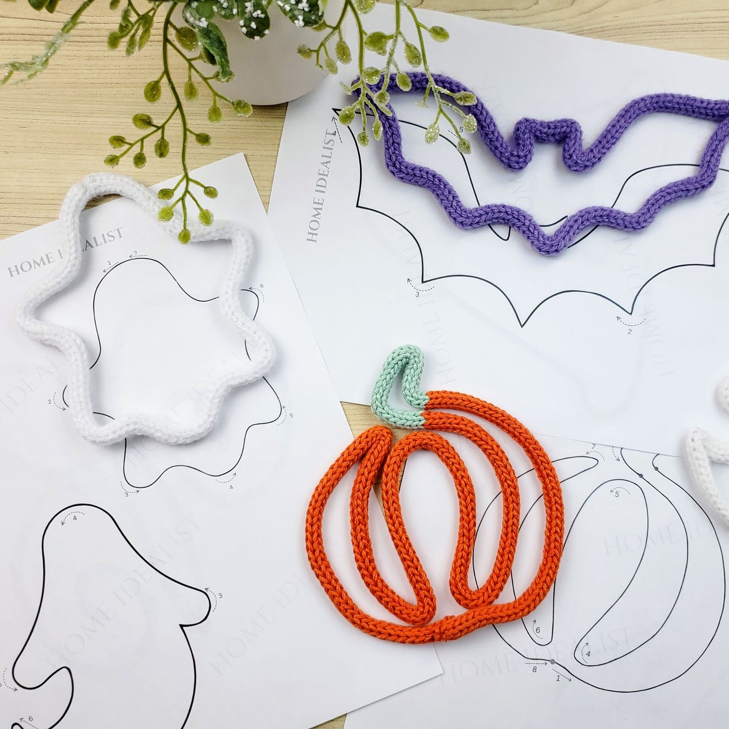 55 Fall/Halloween Knitted Wire Art Templates