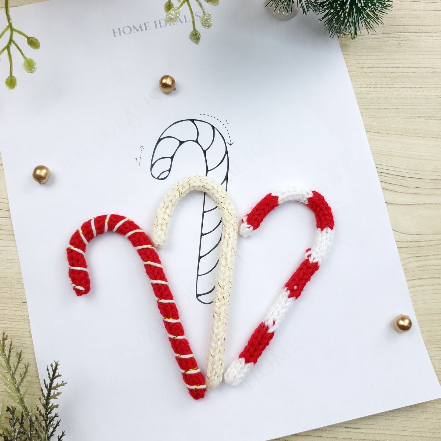 35 Christmas Wire Art Figure Templates - Initial Letter Templates