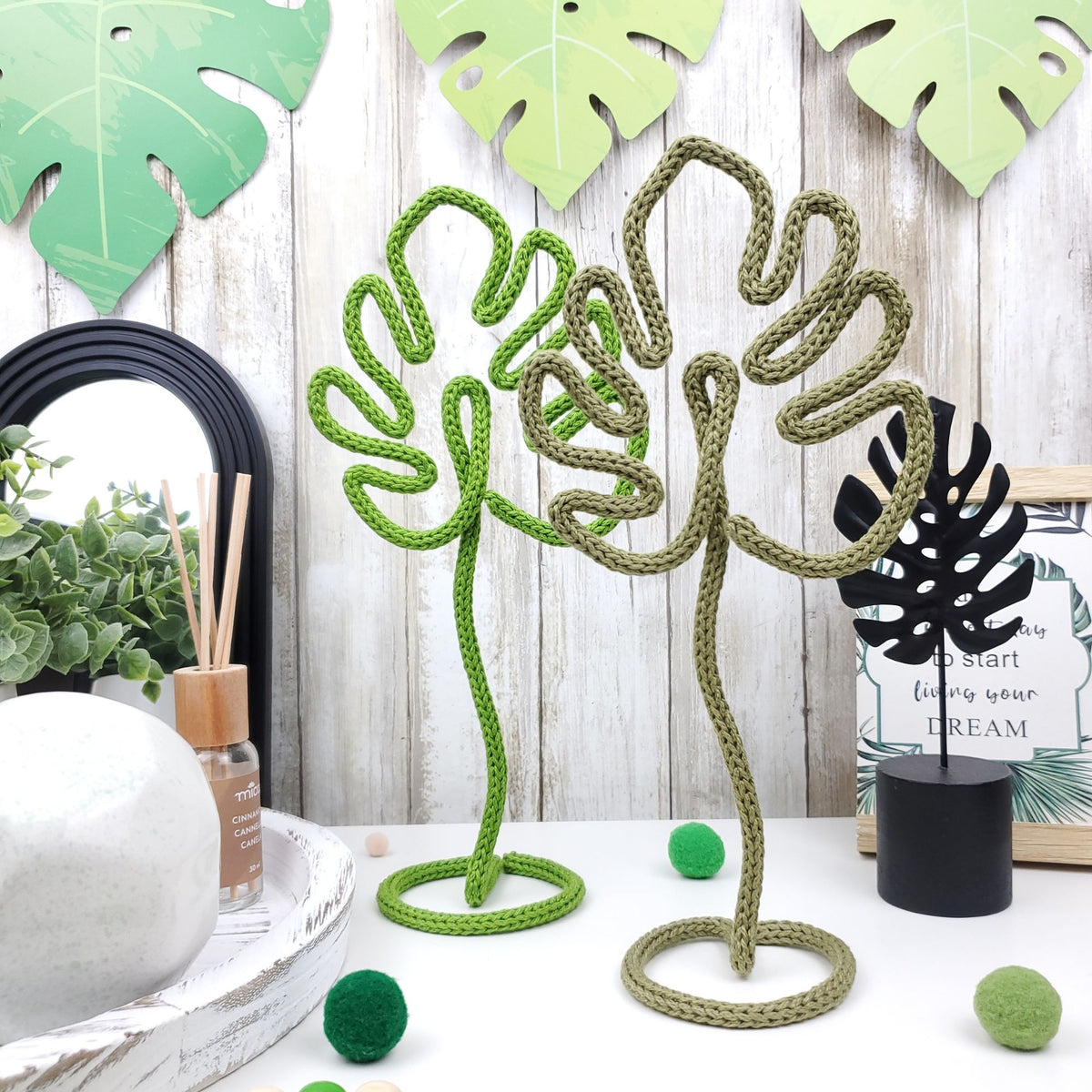 35 Freestanding Knitted Wire Art Templates