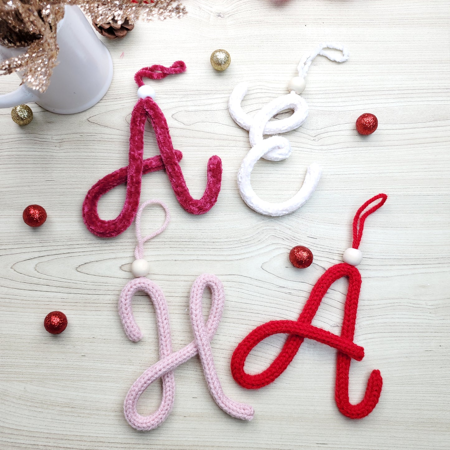 35 Christmas Wire Art Figure Templates - Initial Letter Templates