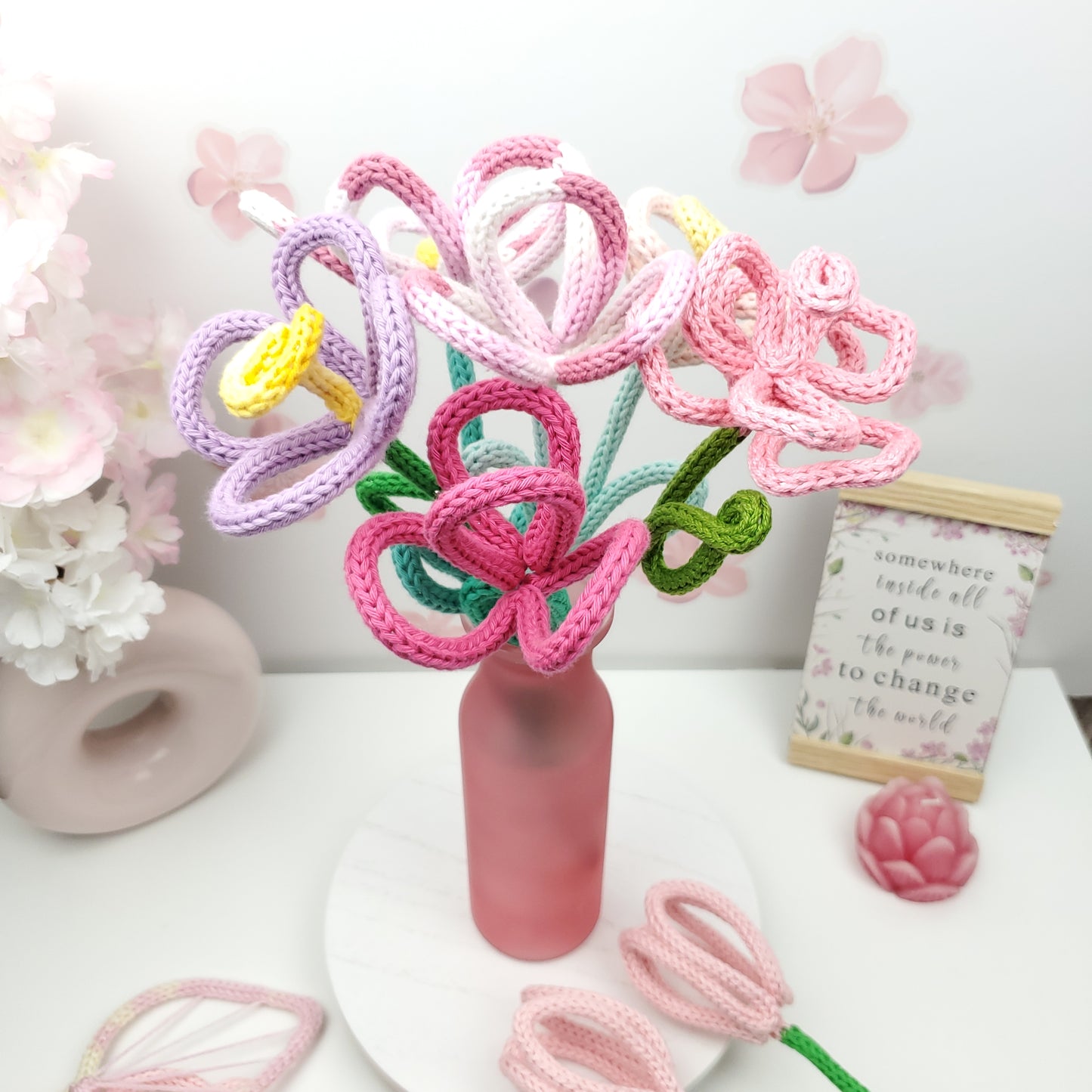 50 Flowers & Garden Knitted Wire Art Templates
